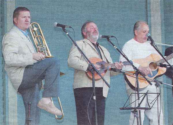 Eelmise aasta Suure-Jaani muusikapevadel hullutas publikut teiste hulgas Trio Naturale